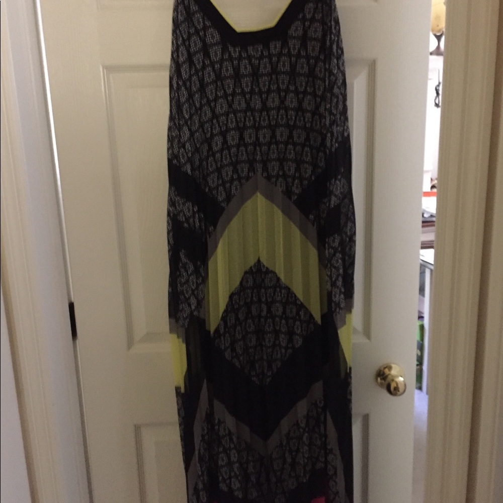 Pleated maxi dress